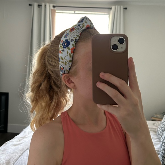 Floral headband - Picture 2 of 5